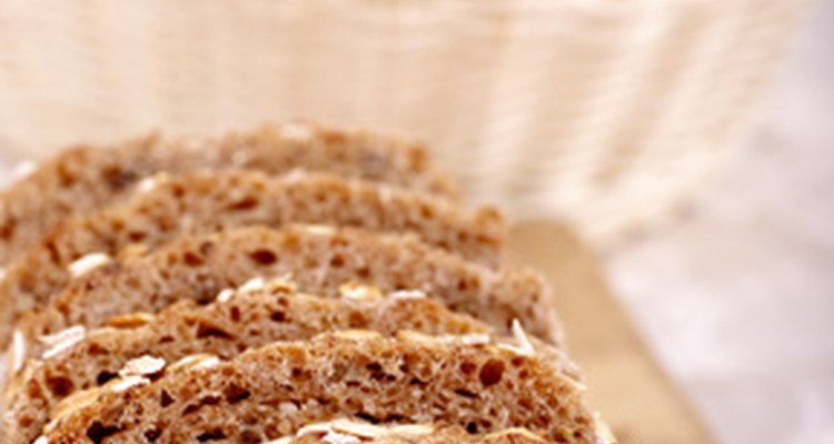 Adicionar vinagre à massa de pão ajuda a criar grandes buracos de ar