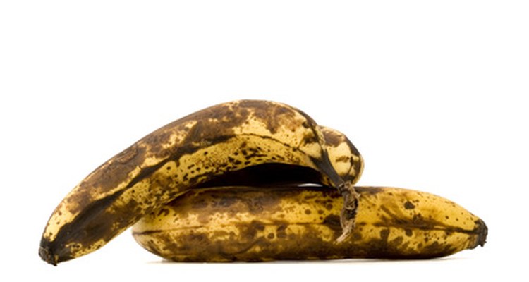 Cómo utilizar plátanos demasiado maduros.