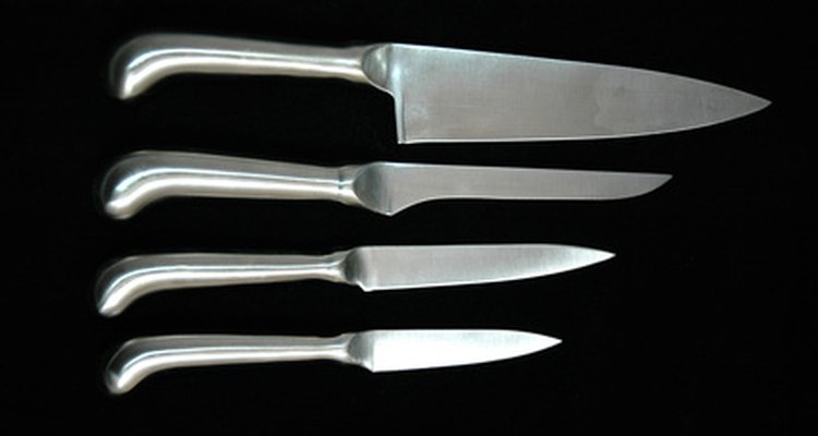 Los cuchillos de acero al carbono son un básico de la cocina.