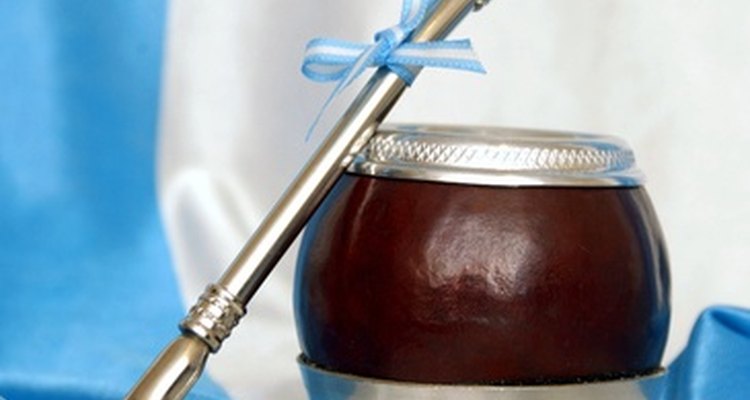 La yerba mate es una bebida caliente popular a lo largo del sur de Sudamérica.
