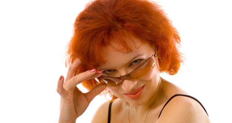 Las cejas no deben coincidir con el color del cabello