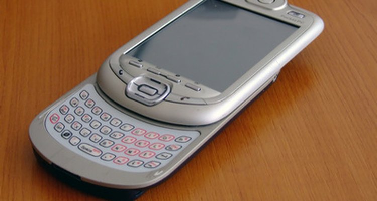 This PDA features a full keyboard and large LCD screen.