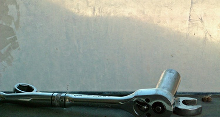 Replacing a defective crankshaft sensor will get your Santa Fe running.