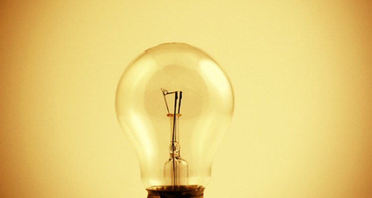 O consumo de energia de uma lâmpada padrão é especificado na embalagem