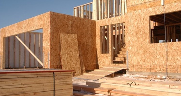 Se requiere una gran cantidad de trabajo para construir una casa.