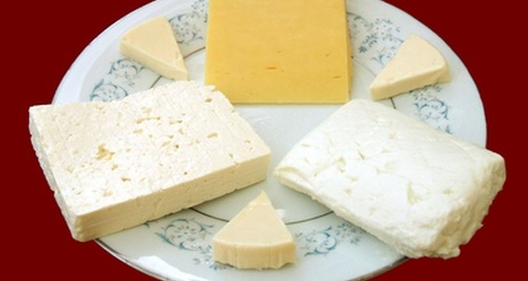 El almacenamiento adecuado es un factor en la longevidad de un queso determinado.