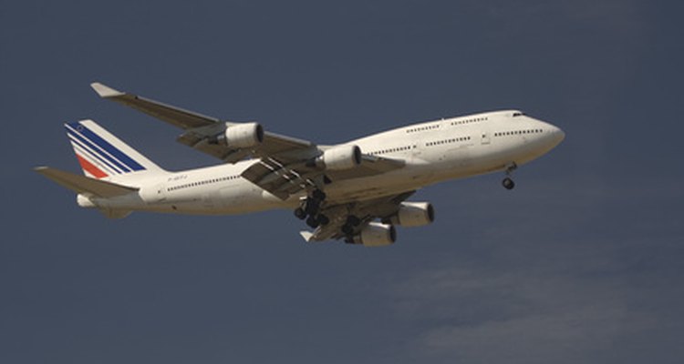 Fly the friendly skies from home, with an air band antenna.
