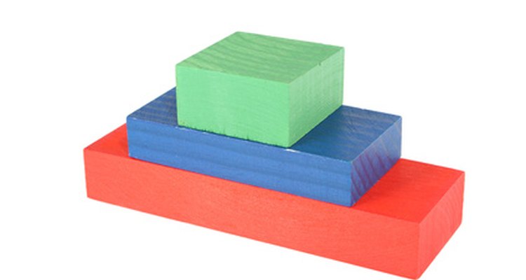 O diagrama dessa estrutura é representado em forma de pirâmide