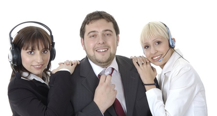 Muéstrale a tu jefe que puedes trabajar con otros y te ganarás su respeto.