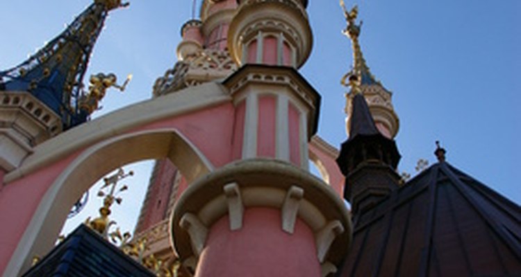 A Disney Credit Card can help reduce the cost of a Disney vacation.