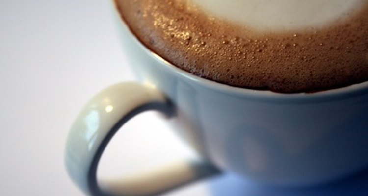 Puedes preparar tus propias bebidas de café con la máquina Mr. Coffee Steam.