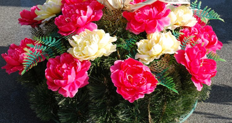 Send a proper message with your flower choices.