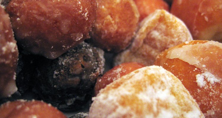 Send your guests home with a midnight snack in their goody bags.