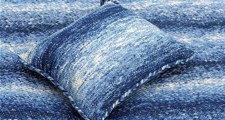 Muchas almohadas no pueden lavarse debido al material que las rellena o a la tela exterior.