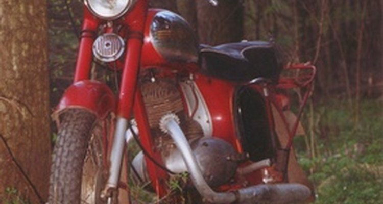 Painting a motorcycle can give it a fresh new look.