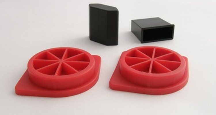 Many plastic products are pressed by an injection moulding machine.