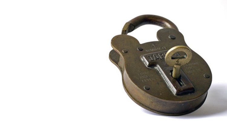 Salbutamol binds to b-2AR specifically, like a key that fits a specific lock.