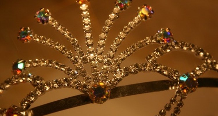 Tin foil tiaras and crowns provide hours of make believe fun.