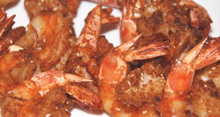 Foods from a clean DeLonghi fryer have fresher flavour and even colour.