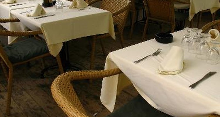 Los restaurantes son una buena opción para tu primer trabajo