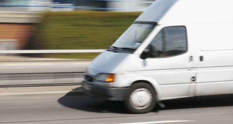 Tranformar sua van em um motorhome é um projeto gratificante e que economiza dinheiro