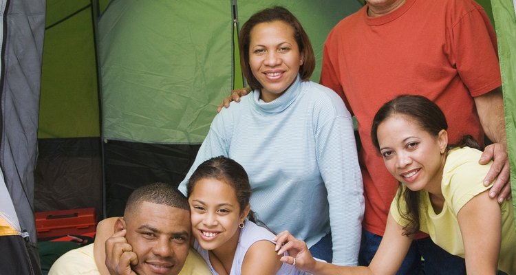 Disfruta tu tiempo de familia acampando en Carnation.