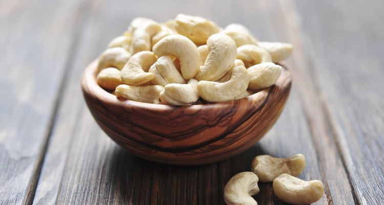 Roasted cashews