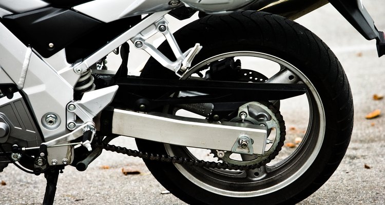 The Tiger 1050 uses a chain rather than a shaft drive.