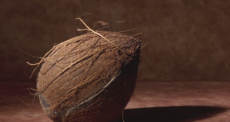 Utiliza un coco para una mesa de artesanías.