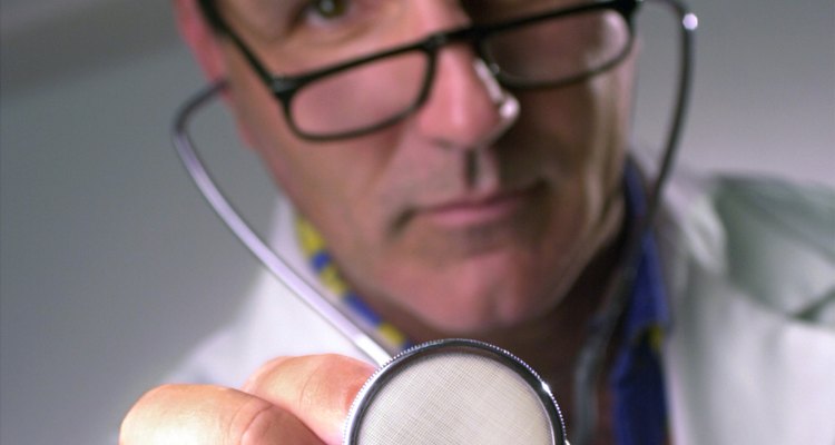 Consulte um médico antes de iniciar tratamentos alternativos