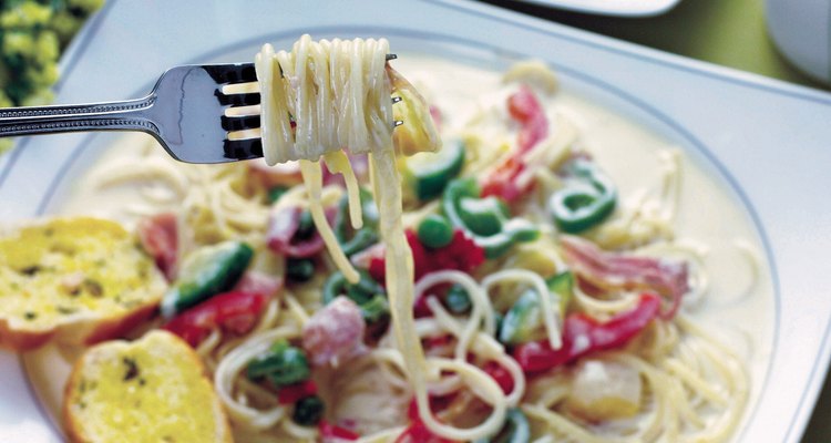 Los espaguetis son una sustanciosa y sabrosa opción para una cena vegetariana.