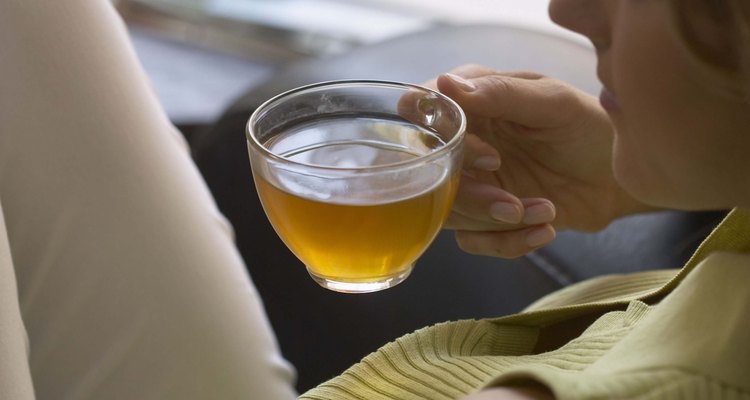 O chá verde atua na queima de calorias