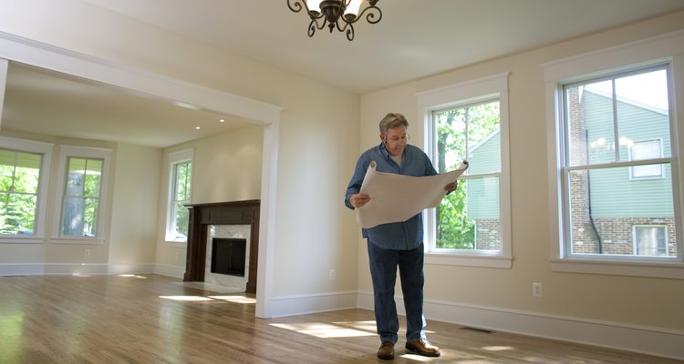 Living rooms average 4.8 by 4.8 m (16 by 16 feet).