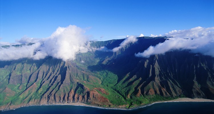 Vista aérea de la costa Napali de Kauai.
