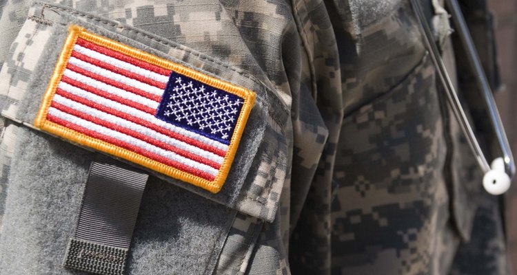 Cada parche en los uniformes del Ejército de EE.UU. simboliza los logros del soldado.