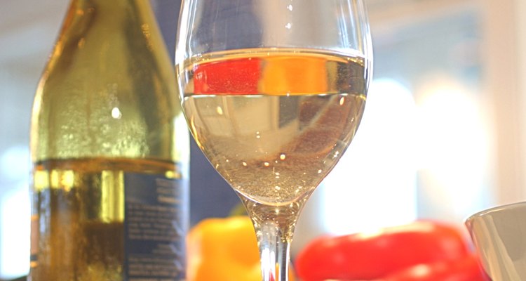 A light white wine goes well with rich Lobster Thermidor.
