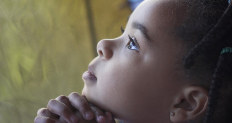 De acuerdo al teólogo John Westerhoff, a los niños les toma tiempo tener la conciencia de lo que significa relacionarse con Dios.