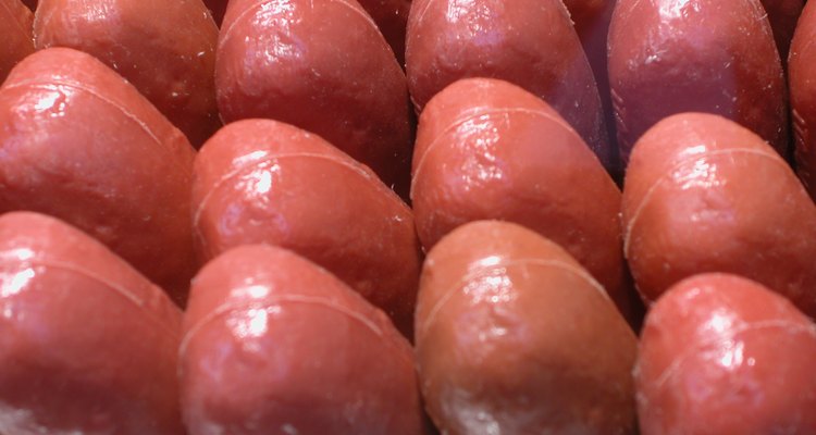 Aprende a cocinar perros calientes de seis formas distintas para cuando tengas poco tiempo o poco dinero.