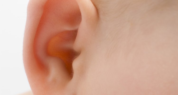 Los bebés que están expuestos al frío y captura del virus están en riesgo de una infección de oído.