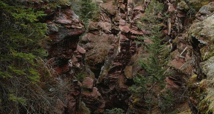 Desde el campamento Johnston Canyon se puede acceder por un sendero al cercano cañón del mismo nombre.