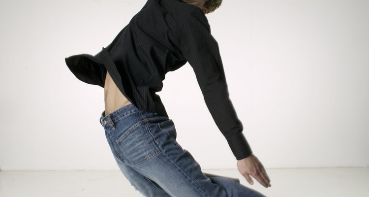 Encoge tus jeans de Levis para que se ajusten perfectamente a tu cuerpo.