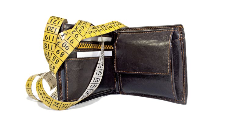 Esta billetera tiene una cremallera para mayor seguridad y es popular entre los hombres que trabajan en la construcción.