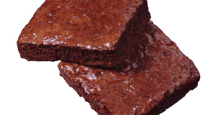 Haz brownies para una merienda o postre satisfactorio.