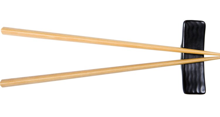 Los palillos chinos también se pueden usar para quitar los caracoles de las plantas.