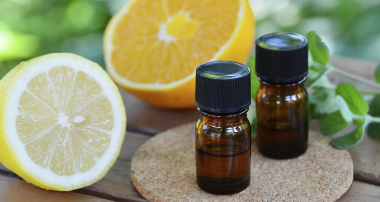 O limão, além de revitalizar a pele, é também um branqueador natural