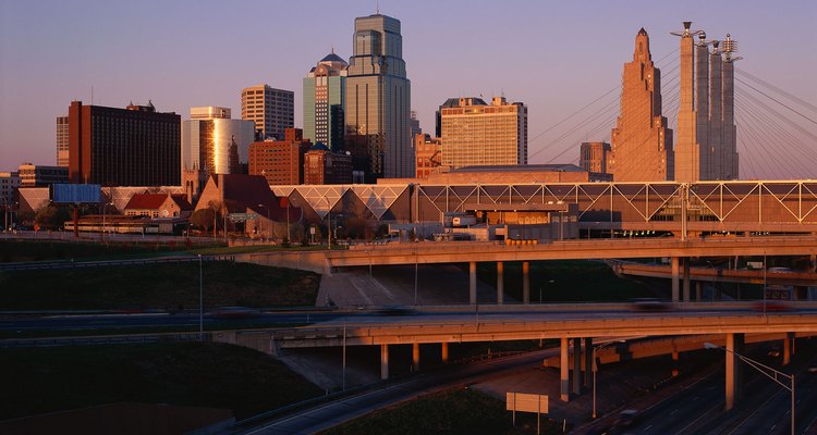El centro de la ciudad de Kansas está en Missouri.