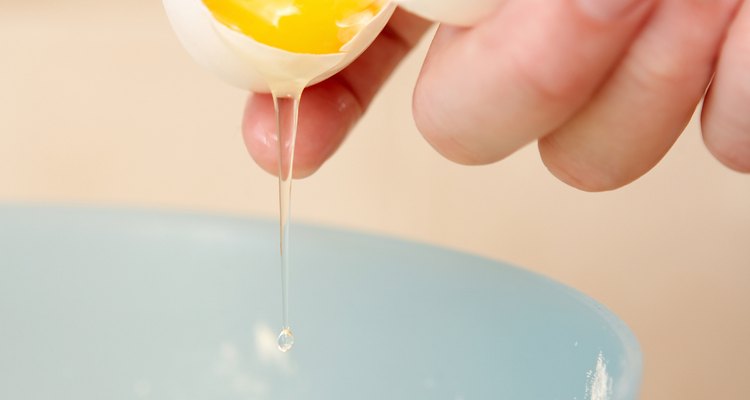 Unos instantes en el microondas son suficientes para lograr un huevo poché.