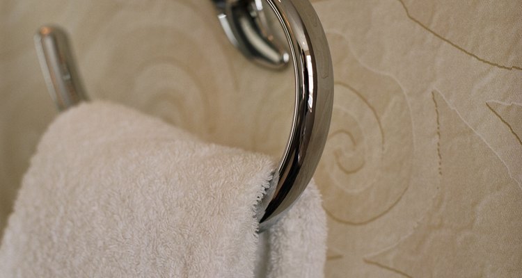 Escolha toalheiros que se adaptem às suas necessidades