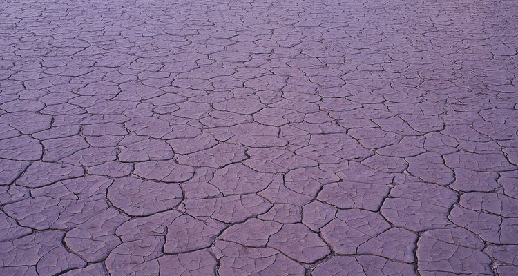 O cálcio ocorre naturalmente na maioria dos solos ao redor do mundo