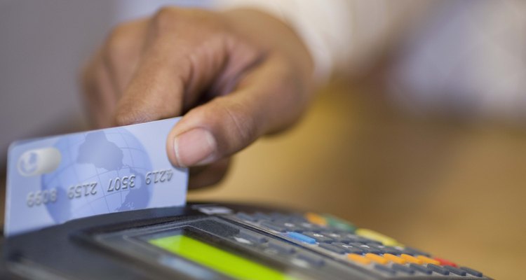 How Much Do Credit Card Companies Charge Per Transaction To Retailers